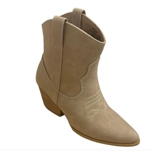 RACHEL ZOE rocky taupe boots size 10 EUC